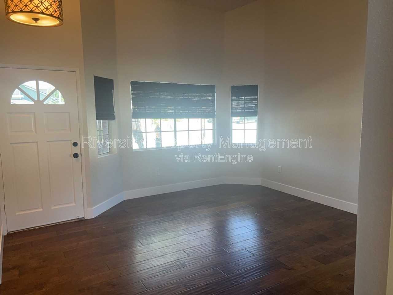 2861 Carma Ct - Photo 3 of 9