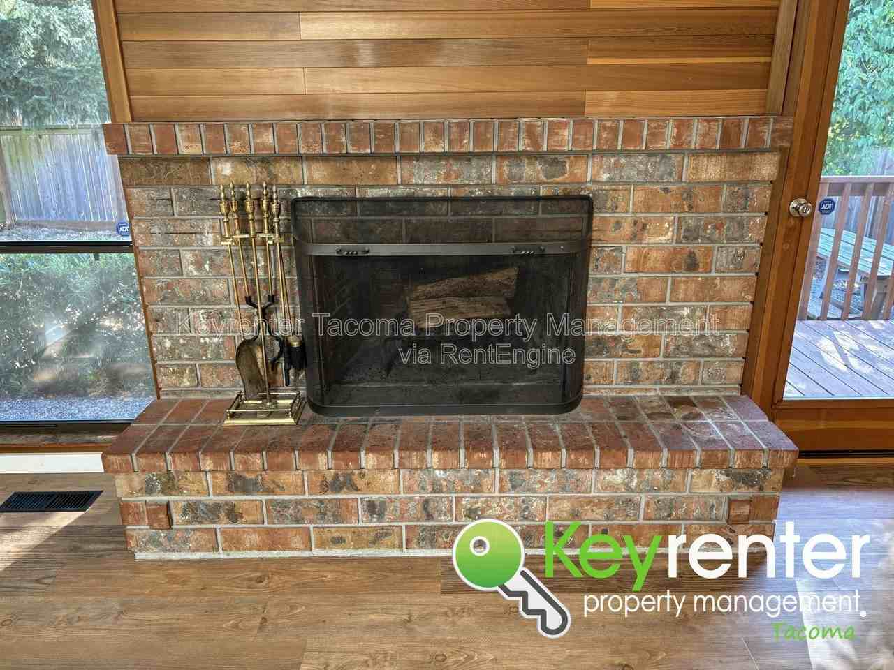 2722 Cambridge Dr - Photo 4 of 25