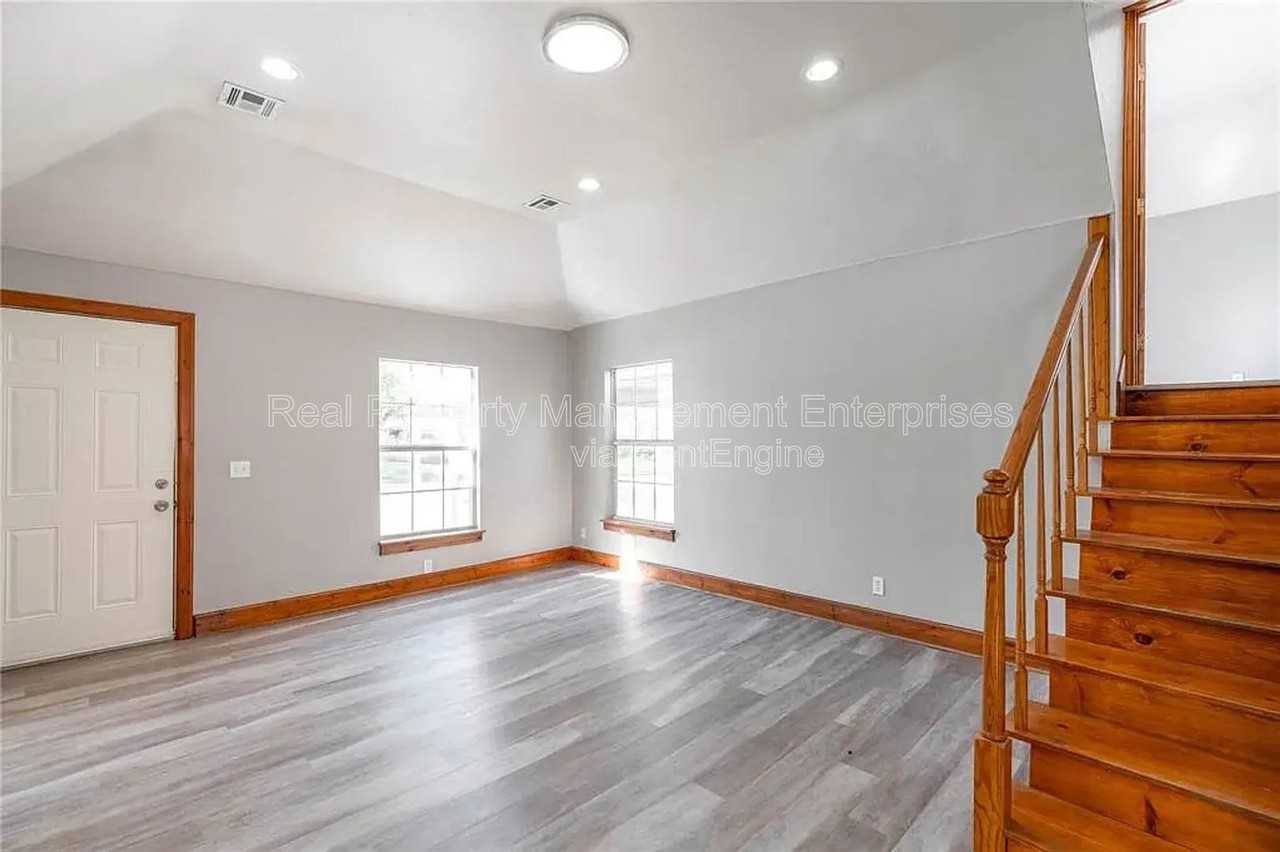 3633 N Youngs Blvd - Photo 4 of 26