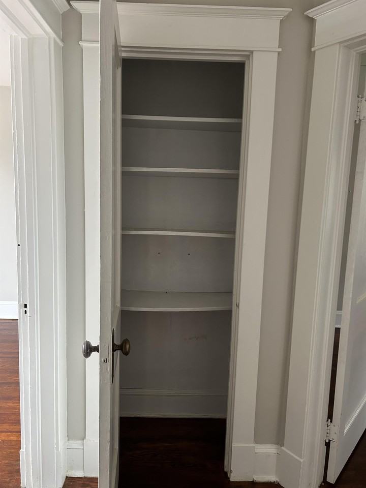 652 Virginia Ave #652 - Photo 3 of 15