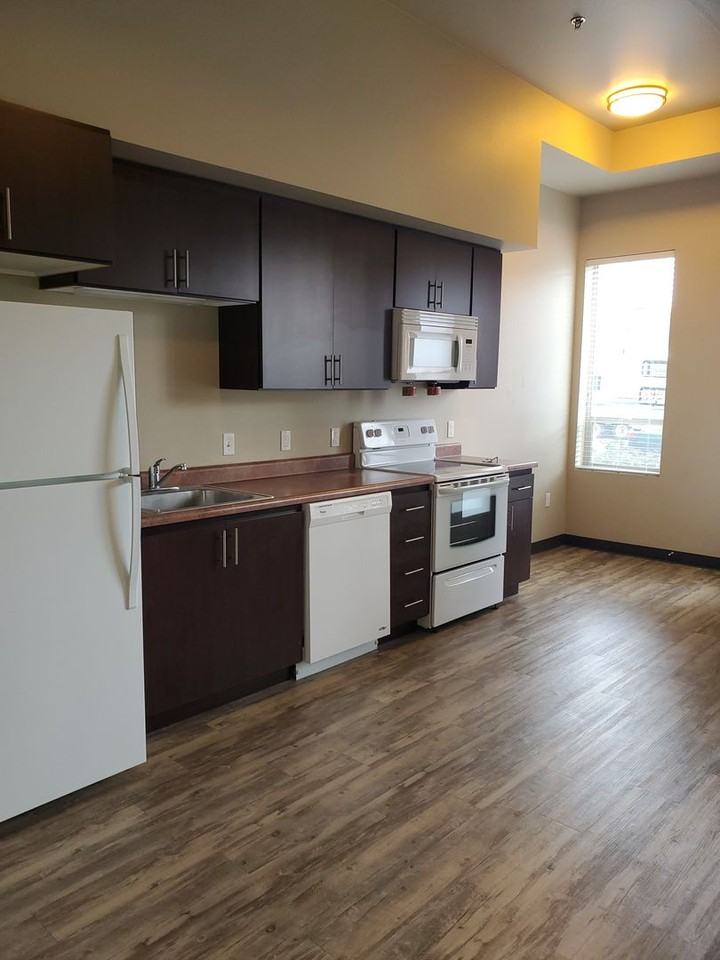 The Rose - Photo 3 of 10