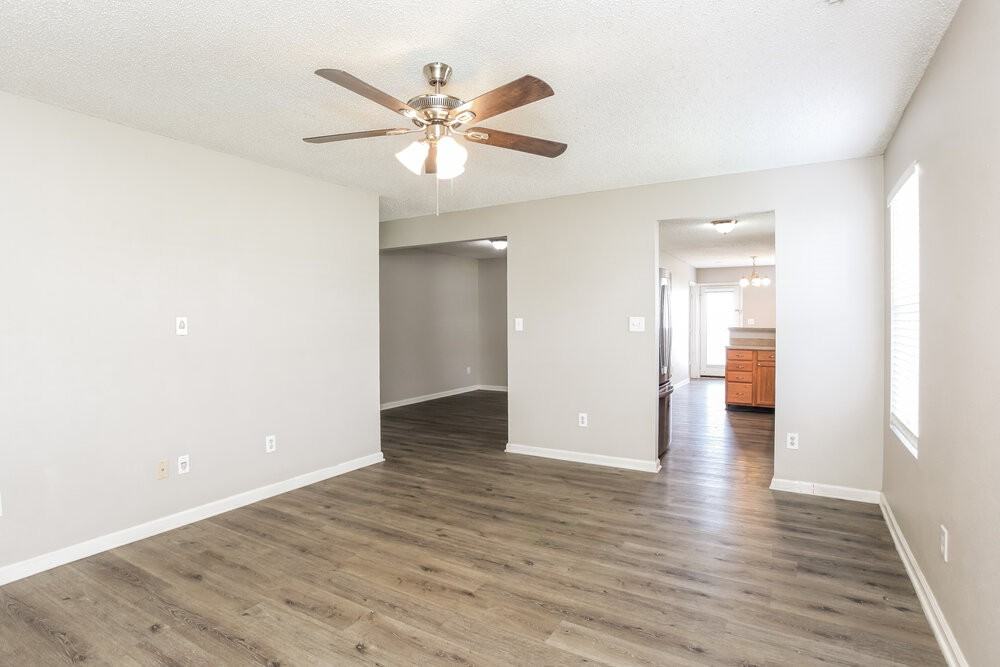 5558 Wild Horse Dr - Photo 5 of 16