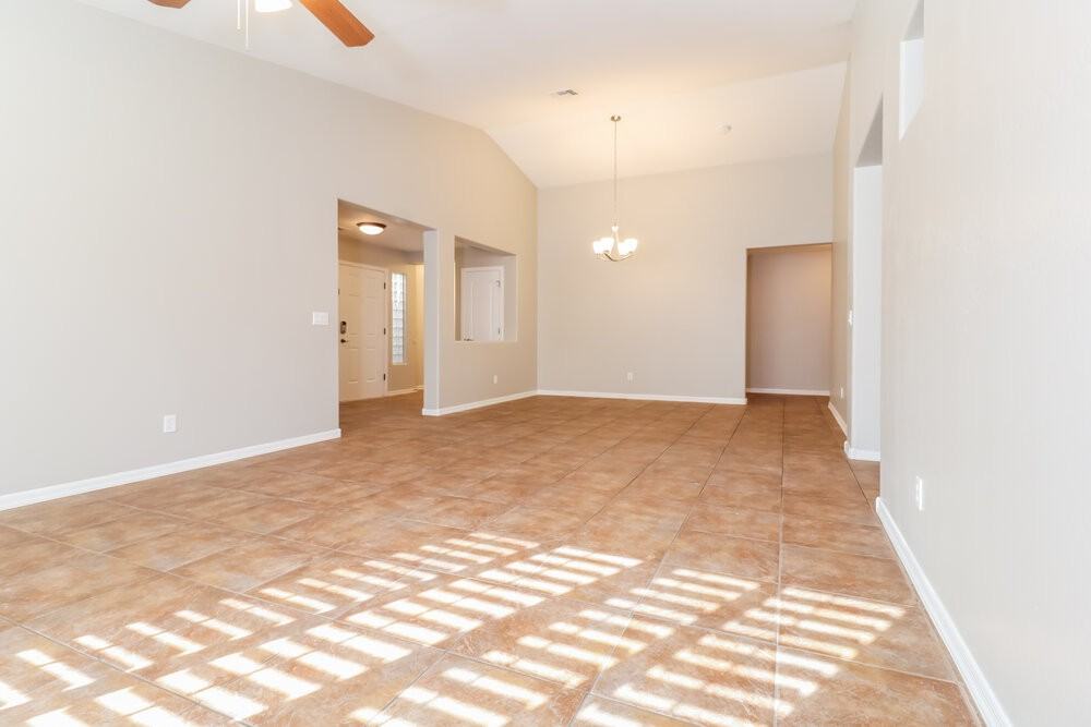 25644 W Magnolia St - Photo 3 of 16