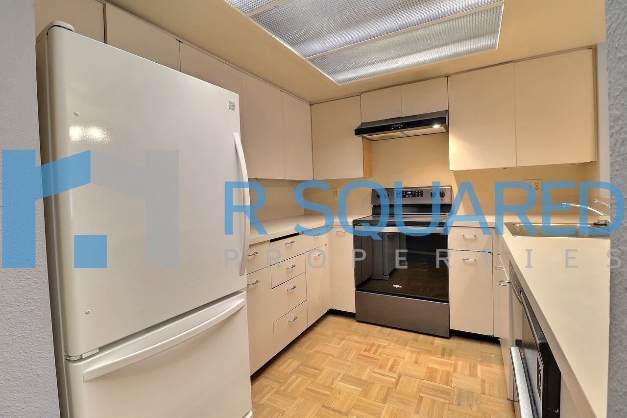 401 100th Ave Ne #322 - Photo 3 of 25