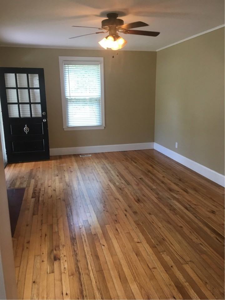 530 Hickman Rd - Photo 3 of 13