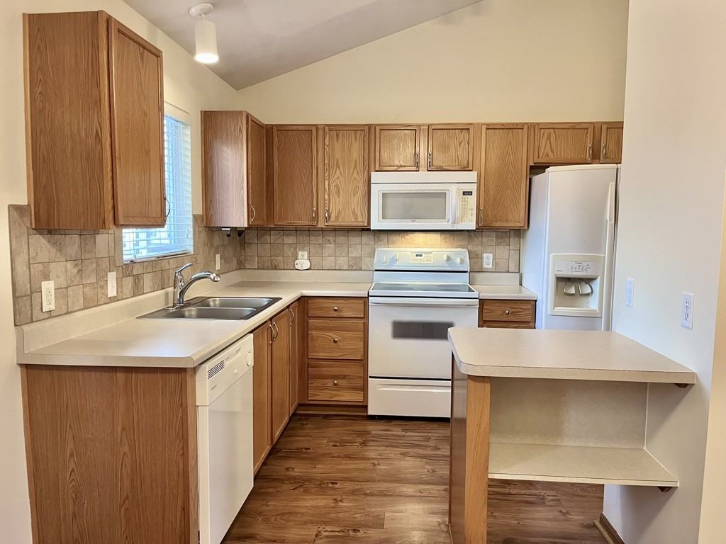 17712 Margo St - Photo 3 of 16