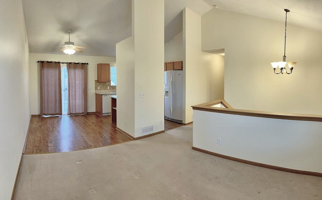 17712 Margo St - Photo 5 of 16