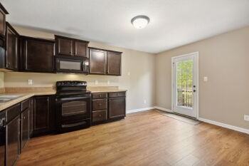 1723 Thistlewood Dr Apt A - Photo 7 of 26