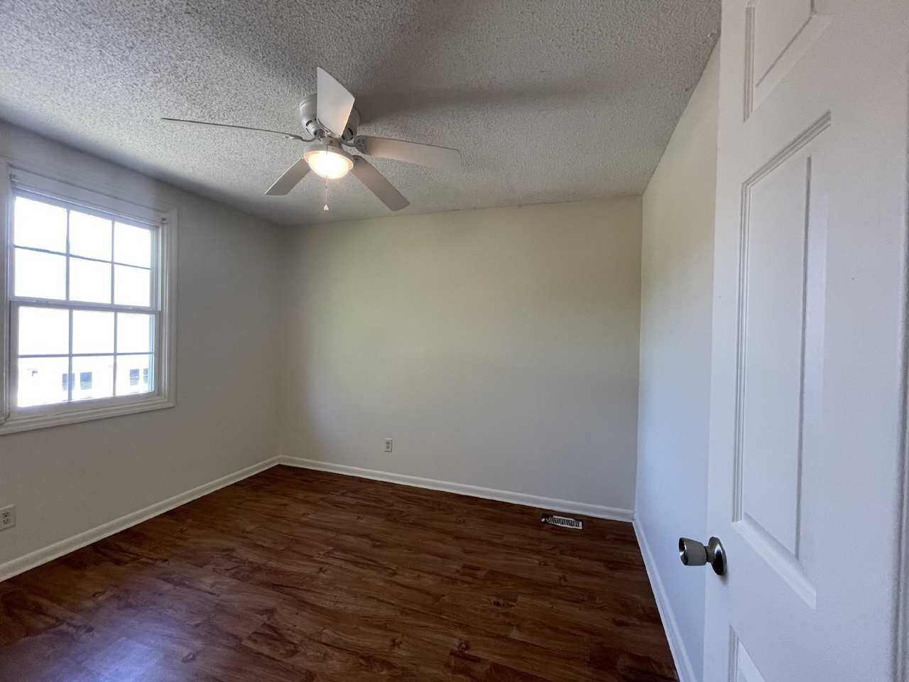 303A Pleasant St - Photo 6 of 7