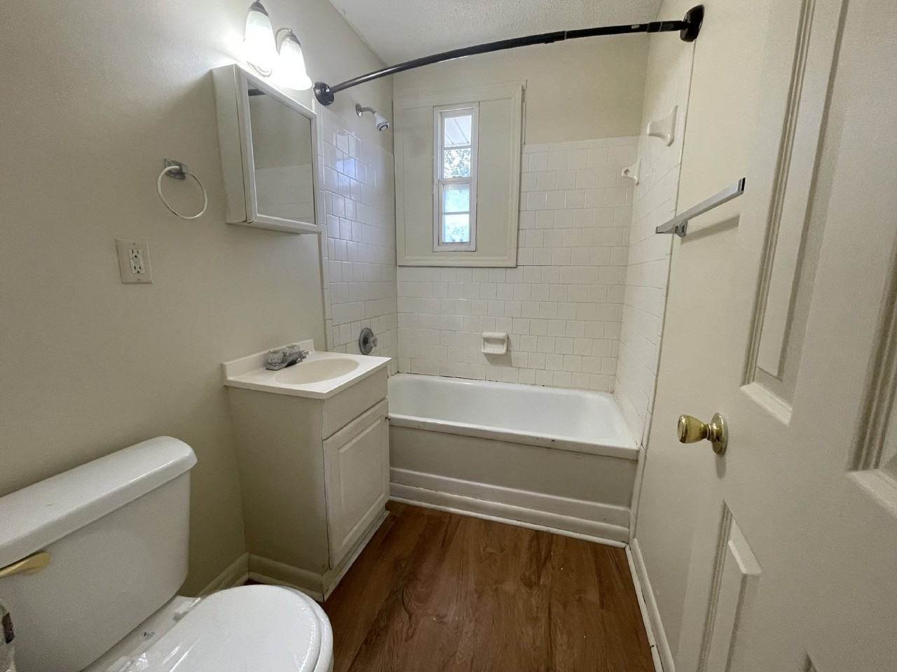 303A Pleasant St - Photo 7 of 7