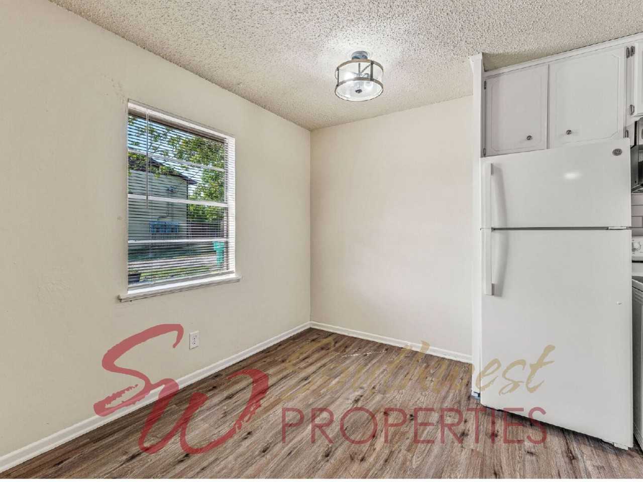 1373 W Mcneill St #B - Photo 6 of 21