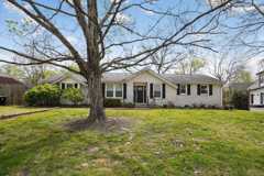 138 Carriage Dr - Photo 1 of 1