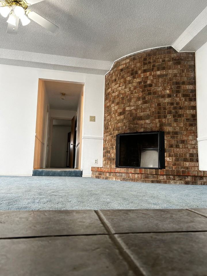 6914 Gary Ave - Photo 4 of 10