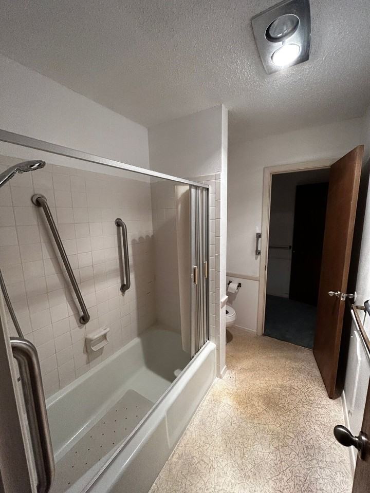 6914 Gary Ave - Photo 6 of 10