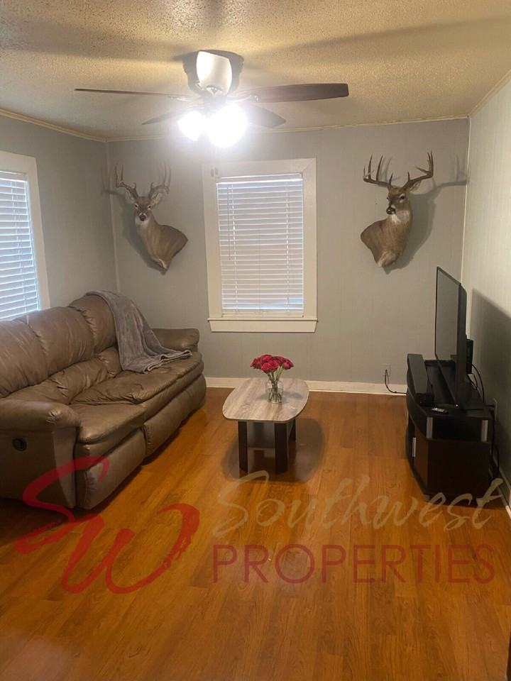 508 E Clifton St - Photo 3 of 9