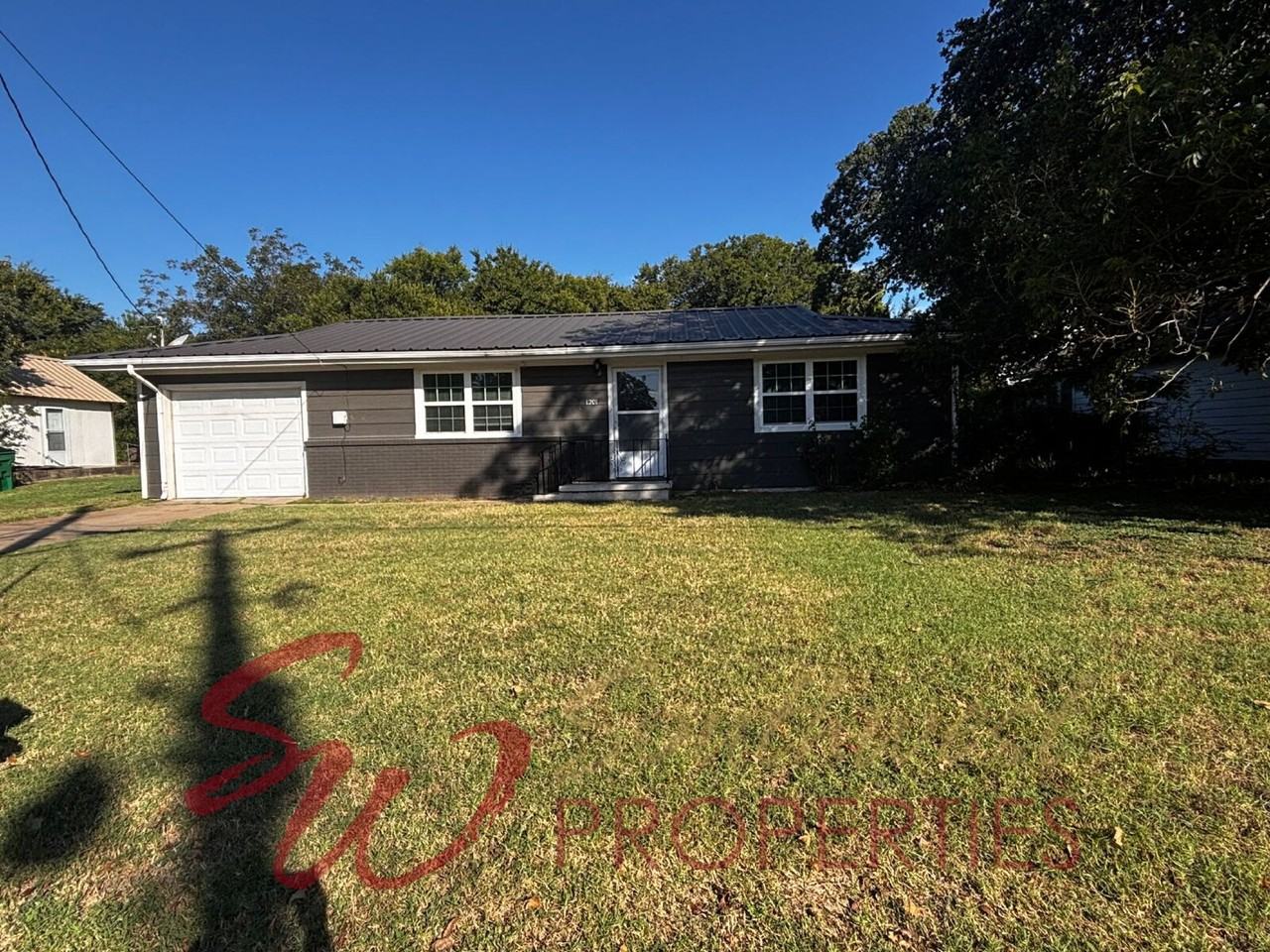 1201 W Long St - Photo 3 of 24