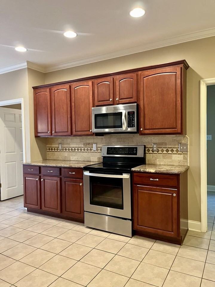 4601 Ivy Rose Dr - Photo 6 of 49