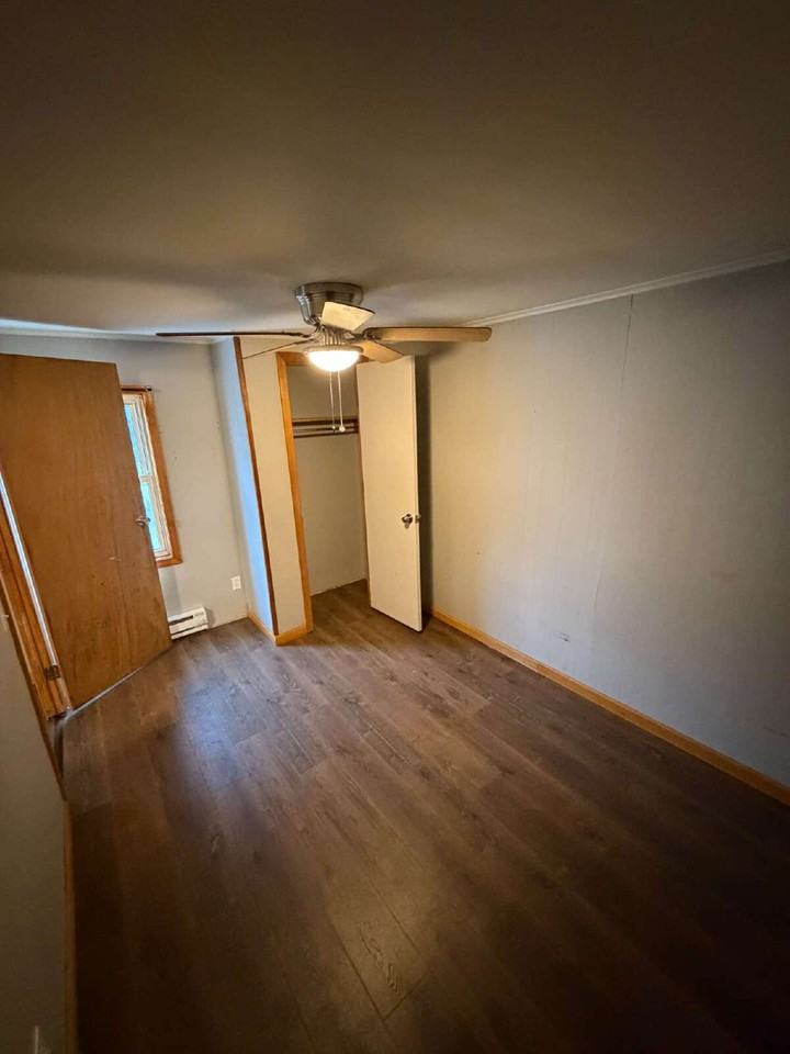 9 Watson St - Photo 3 of 4