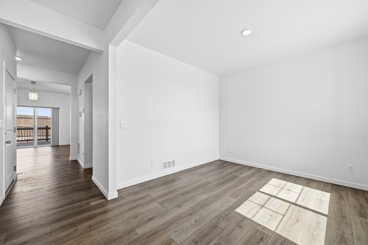 16425 Alpine Sorrel Dr - Photo 2 of 46