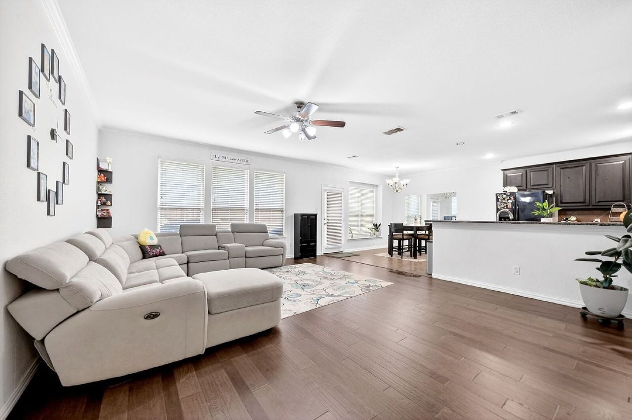 4104 Nia Dr - Photo 4 of 27