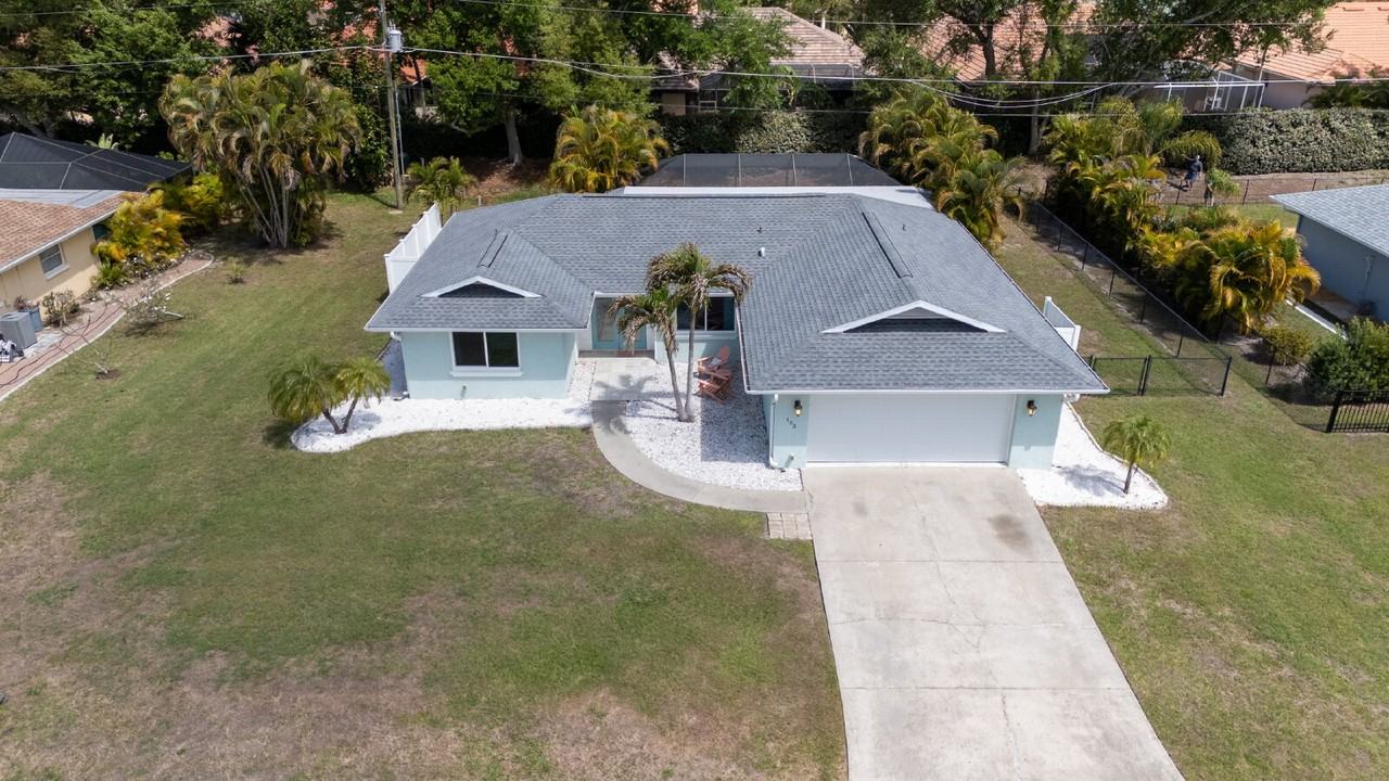 153 Hourglass Dr - Photo 5 of 49