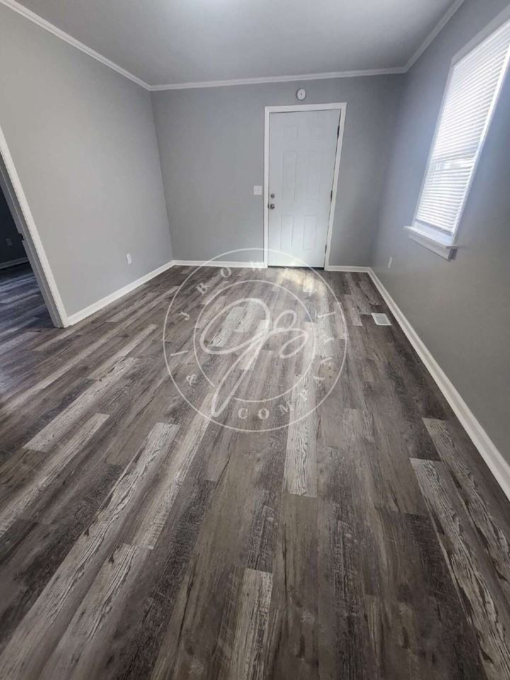 430 N Wheeling St - Photo 5 of 16