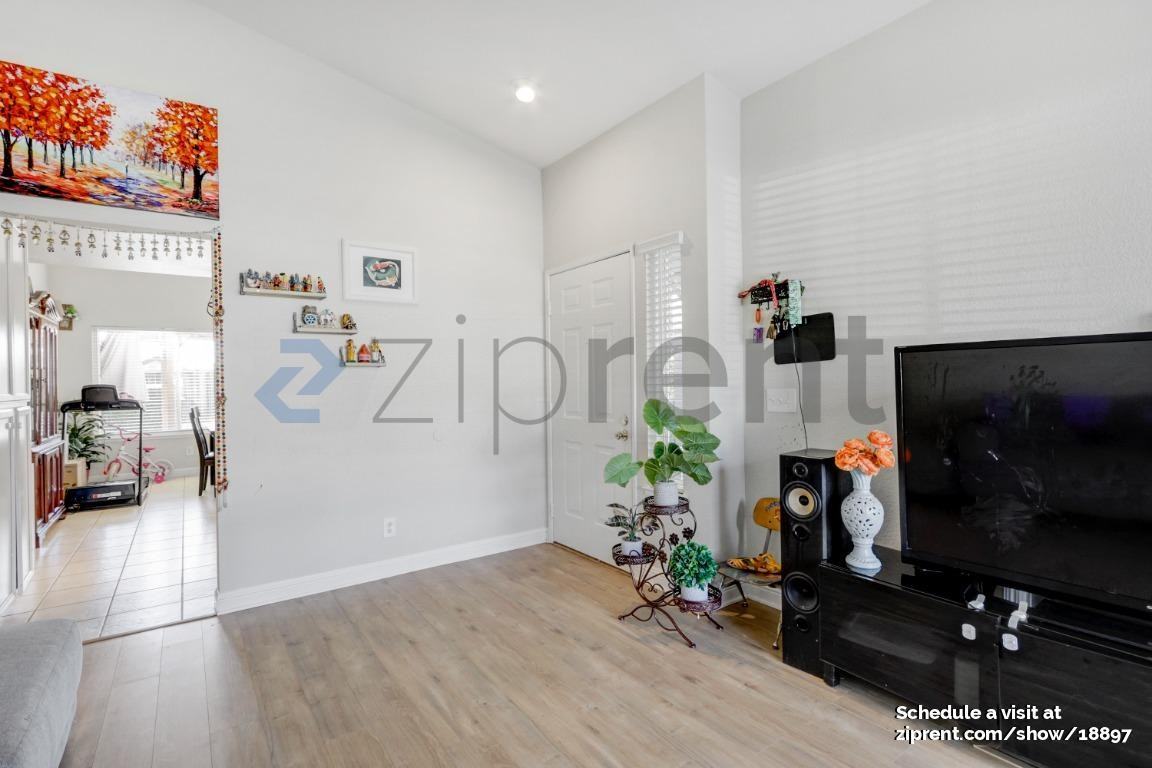 4533 Silvercrest Way - Photo 7 of 23