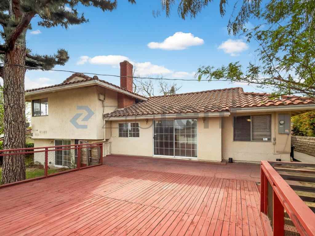 9534 Swinton Ave - Photo 5 of 34