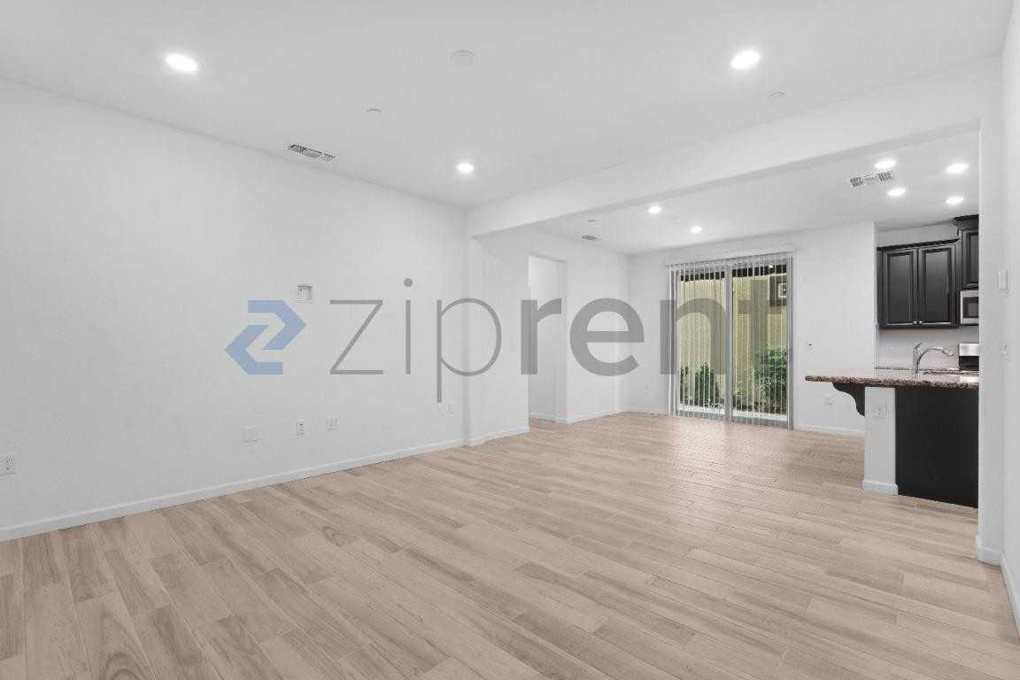 9287 Mystic Lake Aly #95829 - Photo 6 of 28