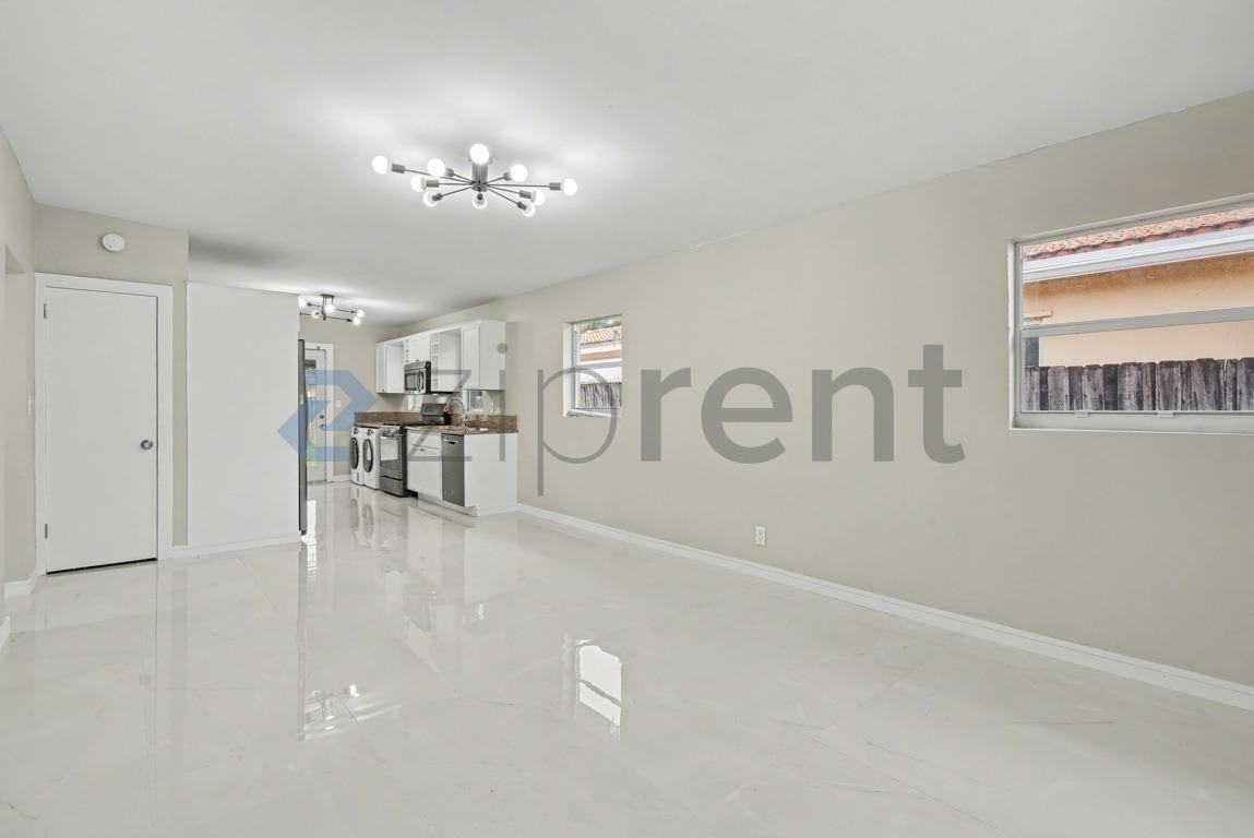 1650 Jackson St - Photo 5 of 21