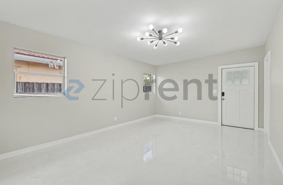 1650 Jackson St - Photo 6 of 21