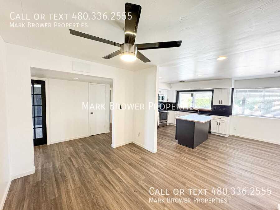 14027 N Hampstead Dr - Photo 4 of 35