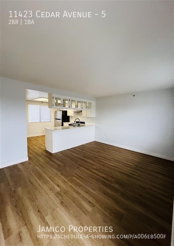 11423 Cedar Ave #5 - Photo 4 of 13