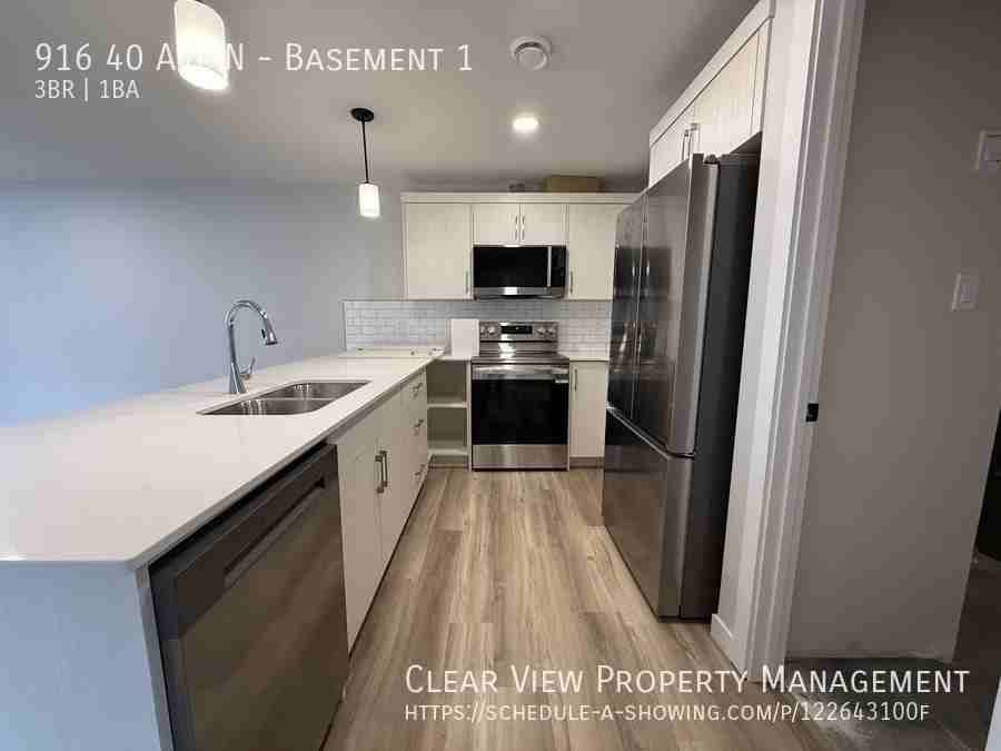 902 40 Ave N #BS2 - Photo 3 of 19