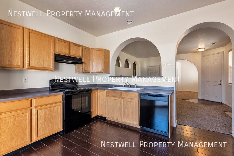 6735 S Mahogany Pl - Photo 2 of 22