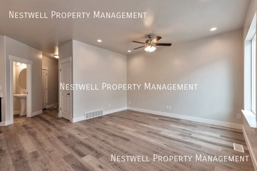 1562 N 3740 W - Photo 7 of 27