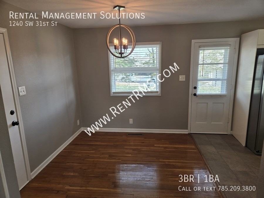 1240 Sw 31st St - Photo 4 of 21