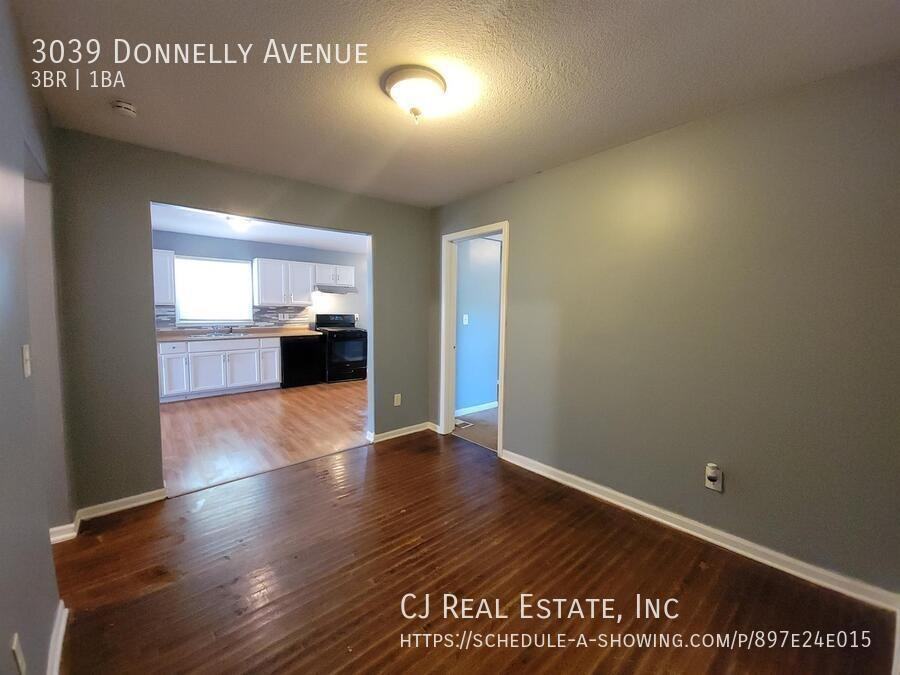 3039 Donnelly Ave - Photo 2 of 9