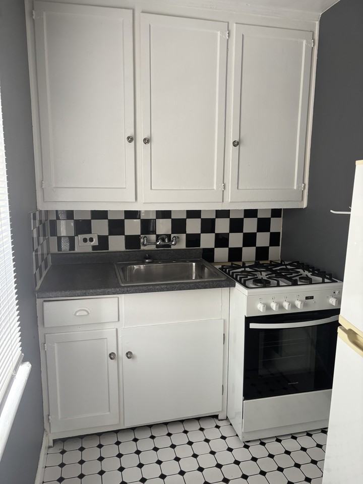1563 N Washington St #210 - Photo 3 of 13