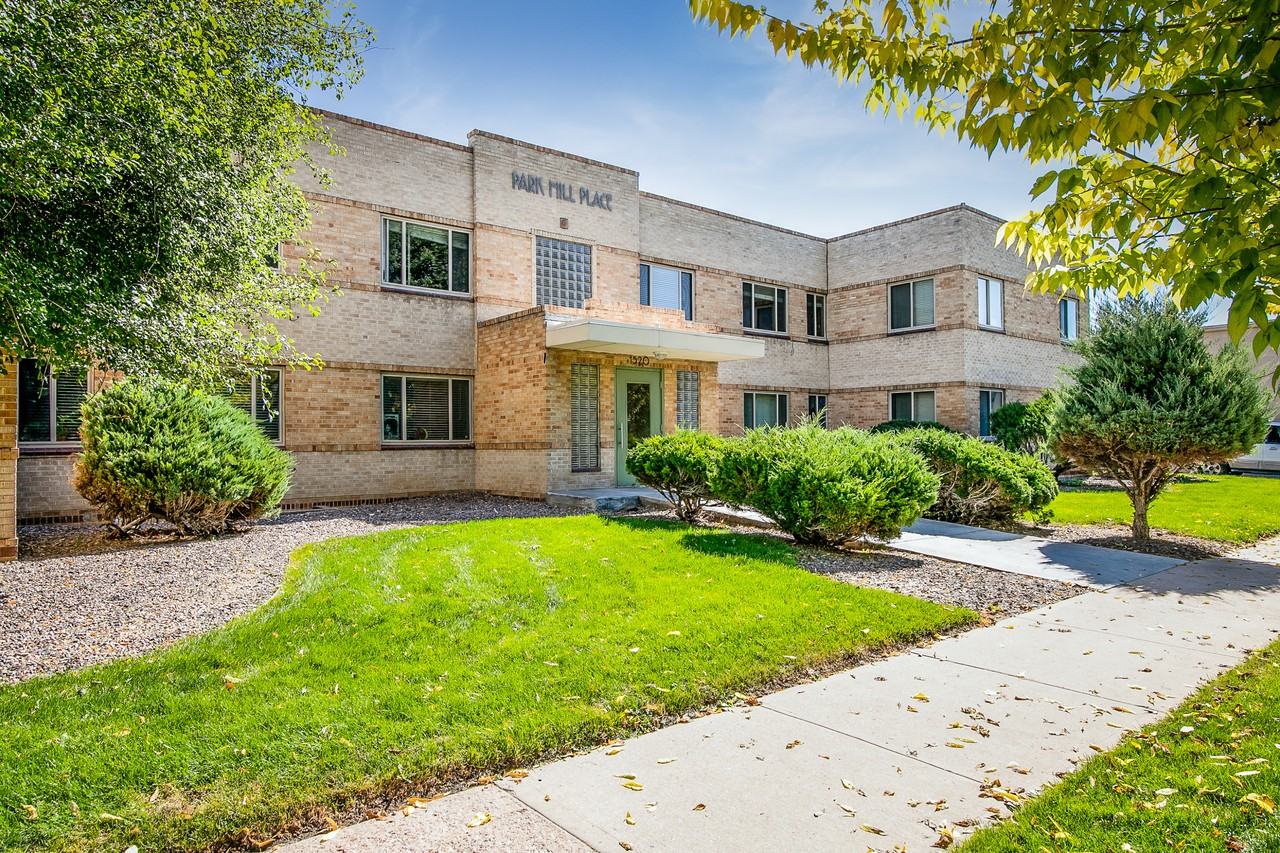 1520 Grape St #7 - Photo 2 of 14