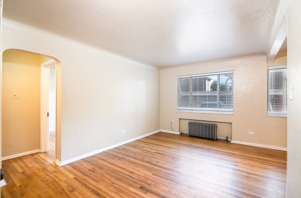 1520 Grape St #7 - Photo 4 of 14