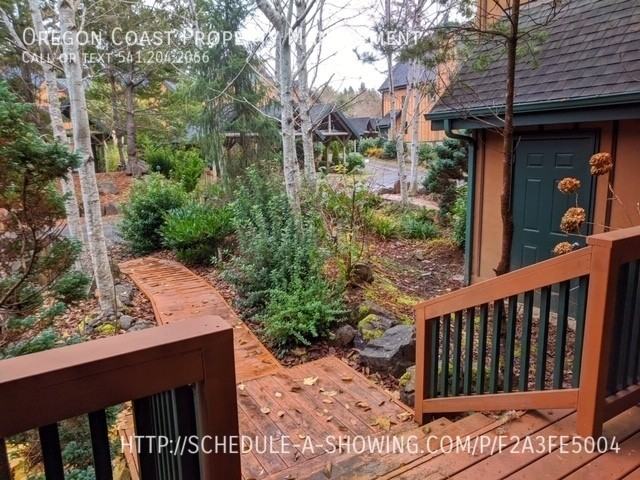 3360 Nw Oceanview Dr #C - Photo 4 of 24