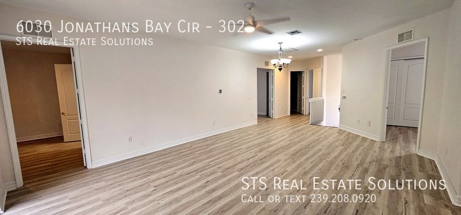 6030 Jonathans Bay Cir #302 - Photo 5 of 40