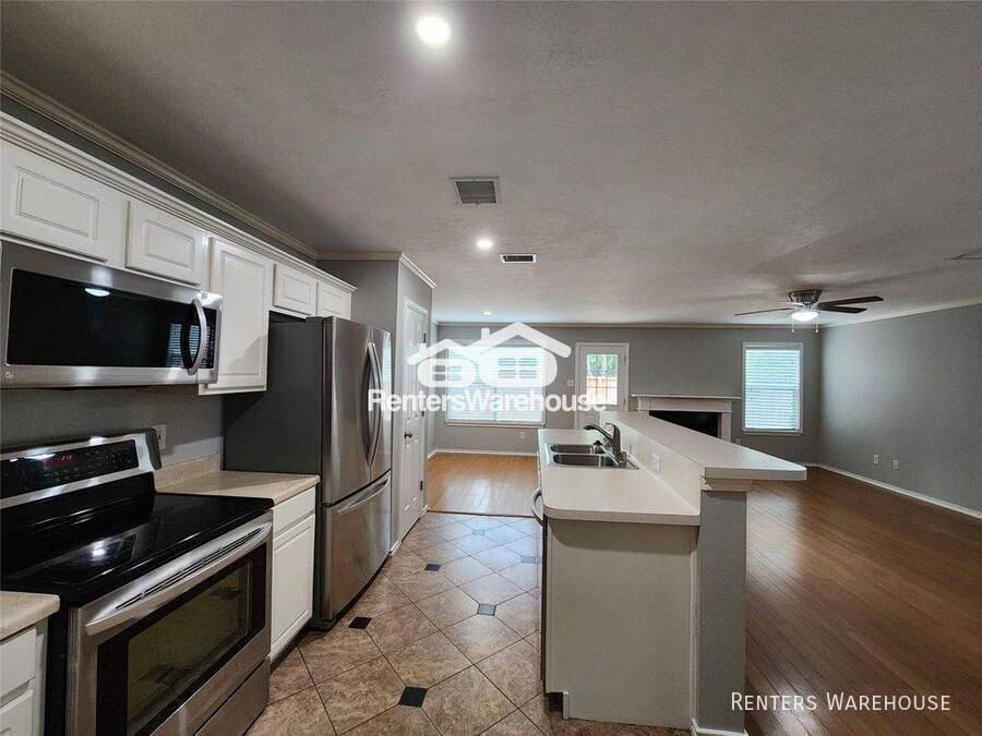 119 Anise Tree Pl - Photo 3 of 22