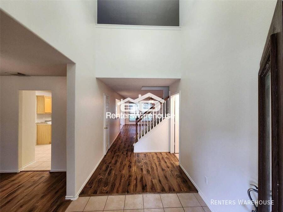 24422 Travis House Ln - Photo 4 of 24