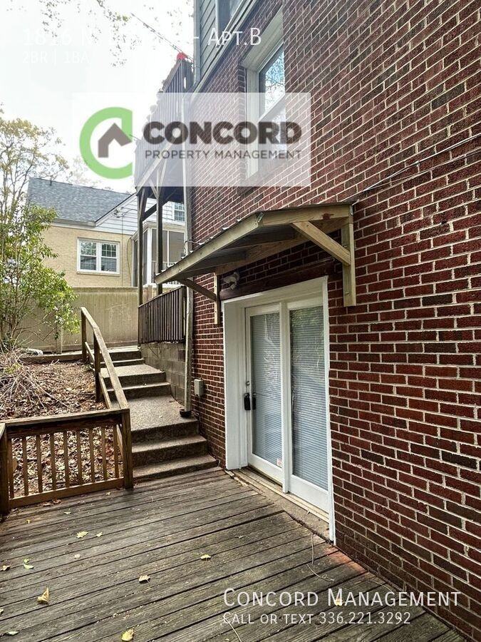 1816 N Elm St #B - Photo 3 of 16