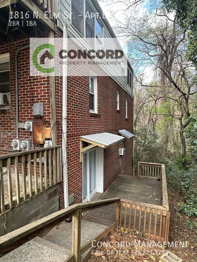 1816 N Elm St #B - Photo 4 of 16