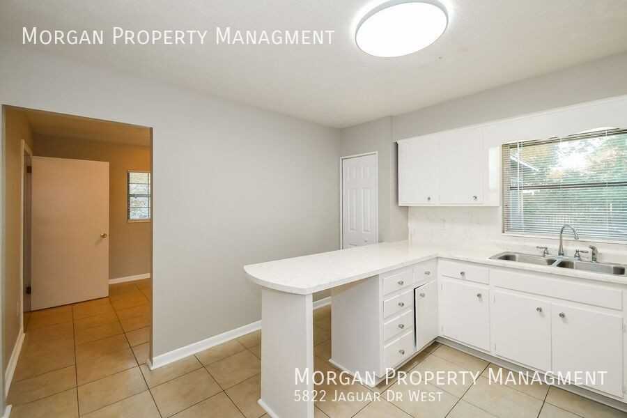 5822 Jaguar Dr W - Photo 4 of 22