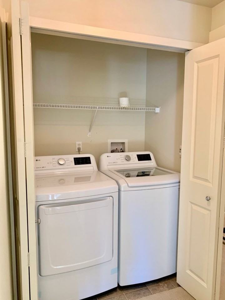 1225 Ne 124th St - Photo 3 of 24