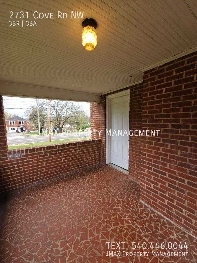 2731 Cove Rd Nw - Photo 2 of 19